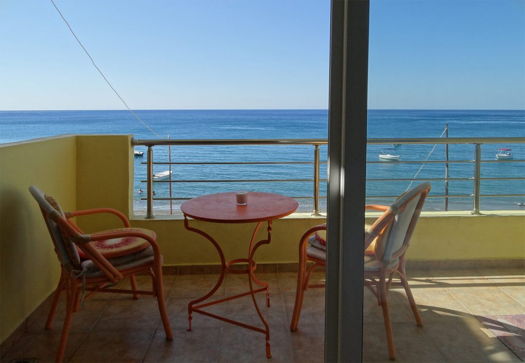 pelagos-balcony-4